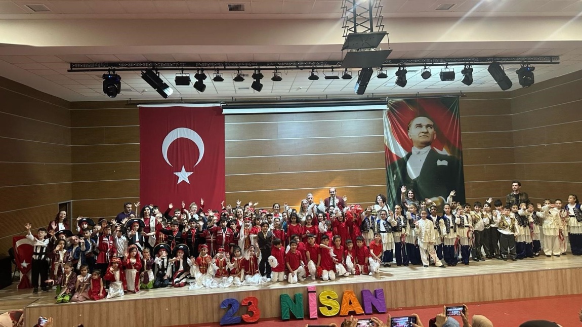 23 Nisan Ulusal Egemenlik ve Çocuk Bayramı